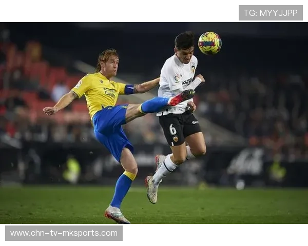 埃尔切把握住了“战术细节”,创造联赛经典场面 埃尔切把握住了“战术细节”,创造联赛经典场面