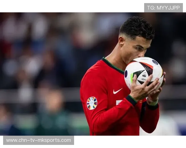 波尔图研究C罗式老将模板:足球里的不朽传奇与未来启示 波尔图研究C罗式老将模板:足球里的不朽传奇与未来启示